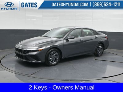 2024 Hyundai ELANTRA SEL
