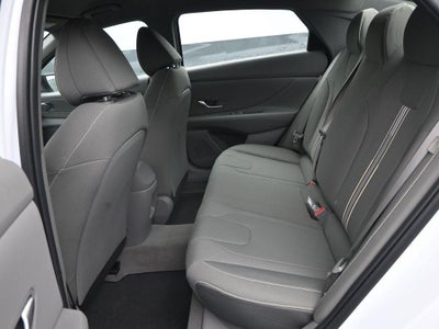 2025 Hyundai ELANTRA SEL Sport Sport Active SRC