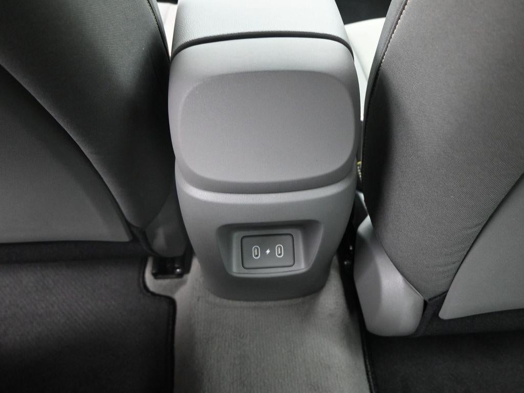 2025 Hyundai ELANTRA SEL Sport Sport Active SRC