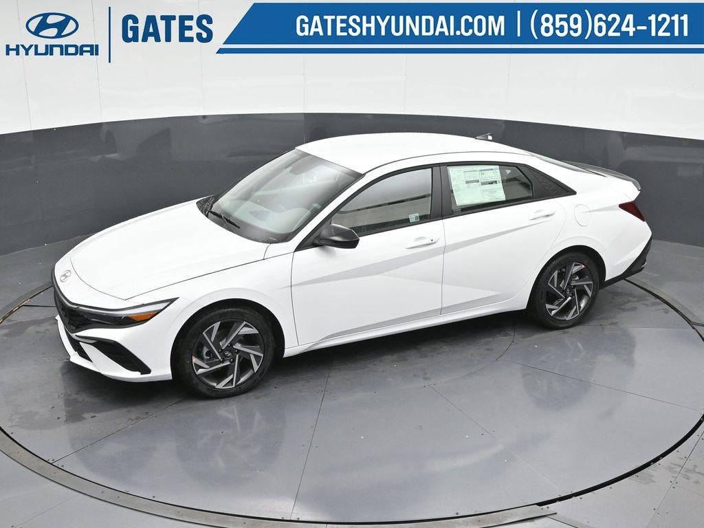 2025 Hyundai ELANTRA SEL Sport Sport Active SRC
