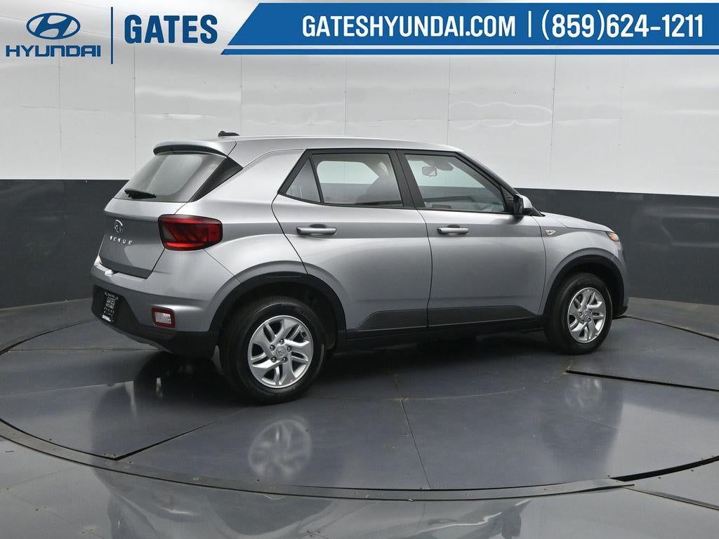 2026 Hyundai VENUE SE