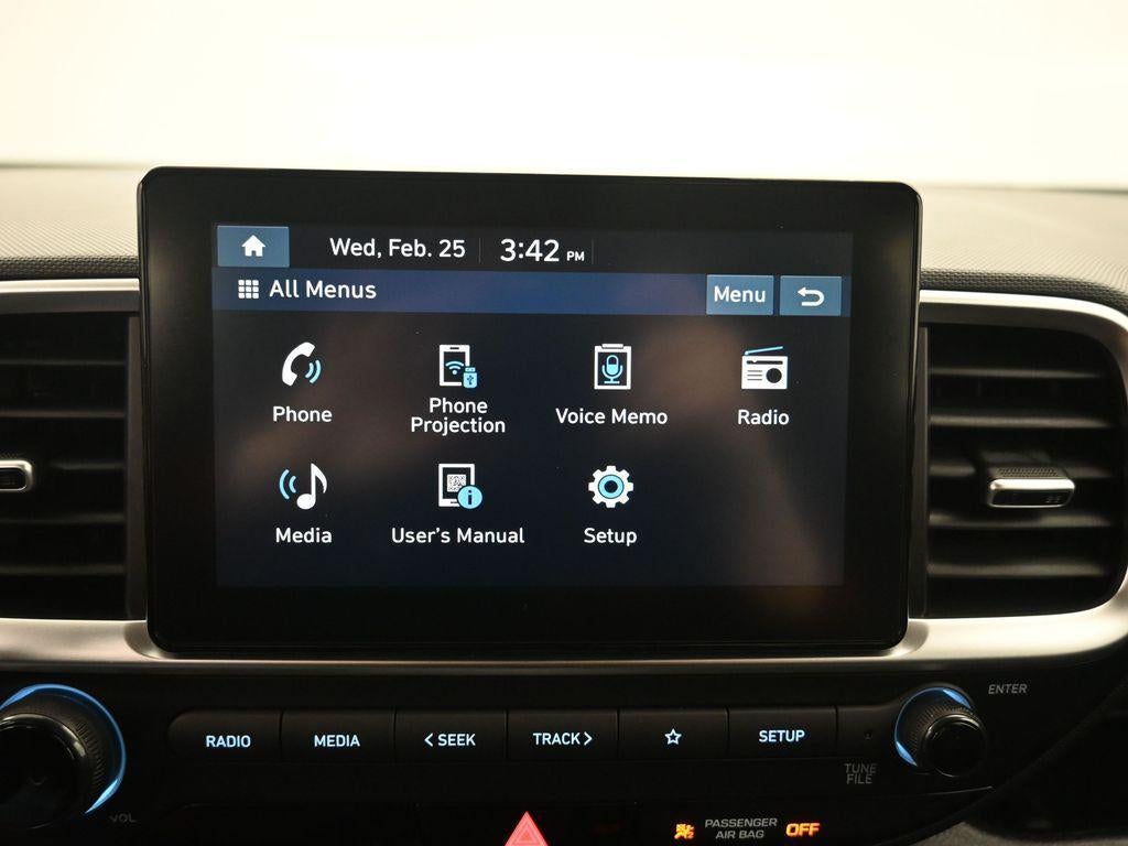 2025 Hyundai VENUE SE Active SRC