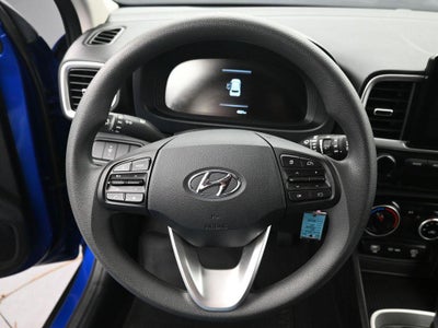 2025 Hyundai VENUE SE Active SRC
