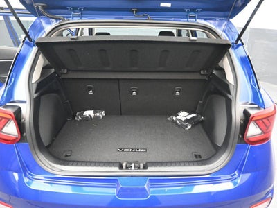 2025 Hyundai VENUE SE Active SRC