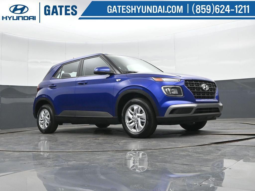2025 Hyundai VENUE SE Active SRC