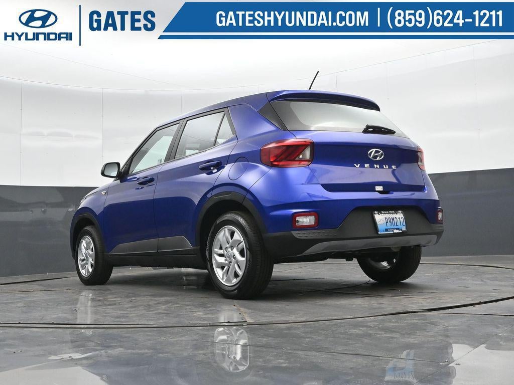 2025 Hyundai VENUE SE Active SRC