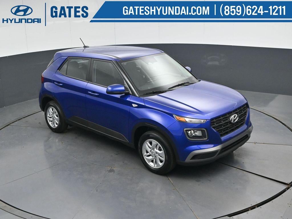 2025 Hyundai VENUE SE Active SRC