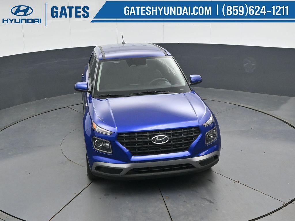 2025 Hyundai VENUE SE Active SRC