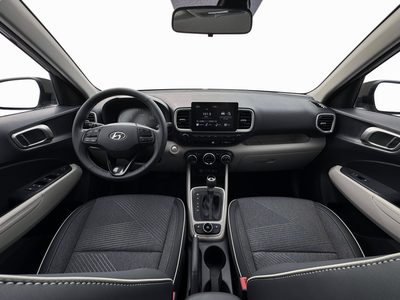2026 Hyundai VENUE SEL W/ 2-Tone Roof