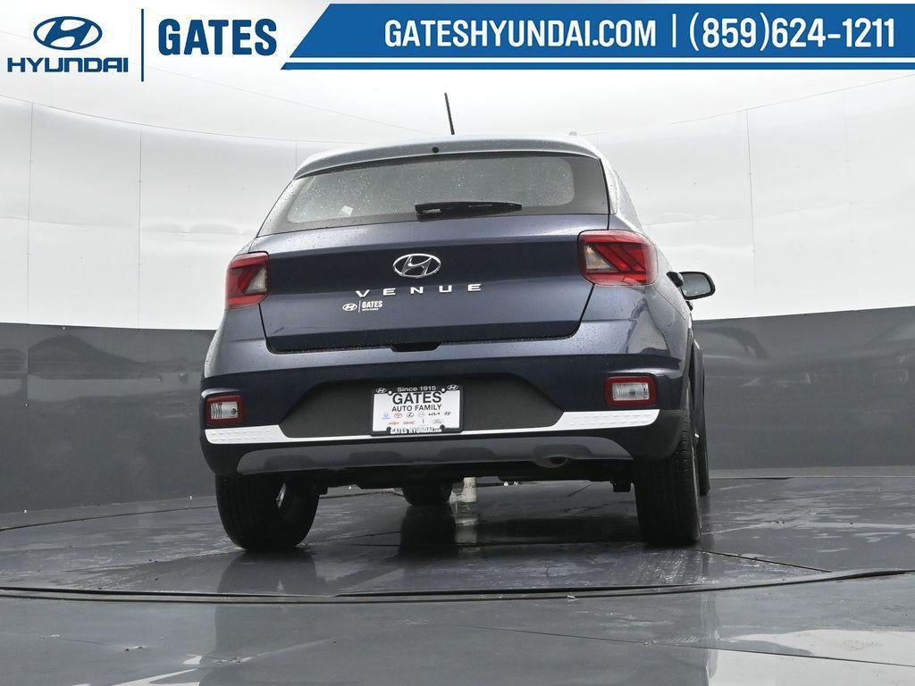 2026 Hyundai VENUE SEL W/ 2-Tone Roof