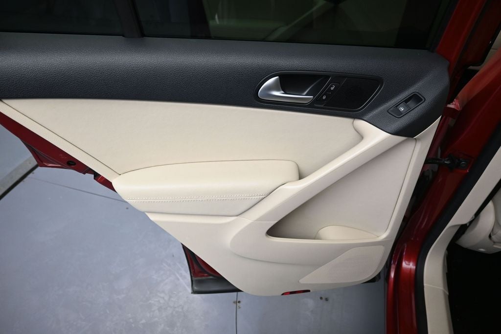 2015 Volkswagen Tiguan SE 4Motion