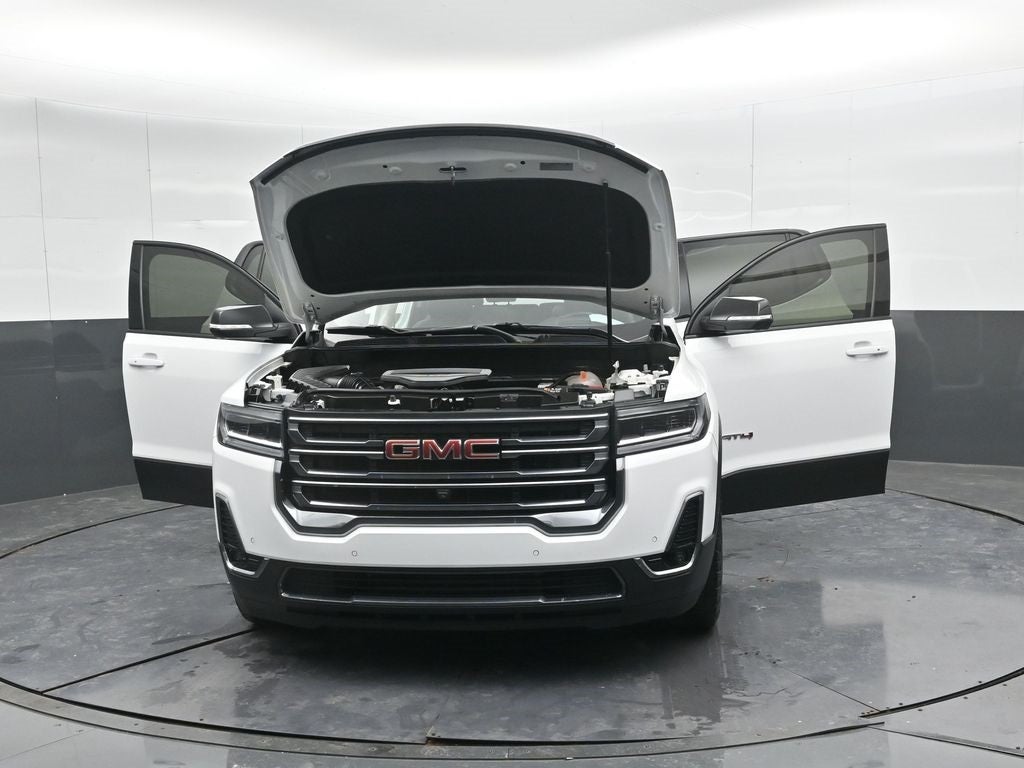 2022 GMC Acadia AT4