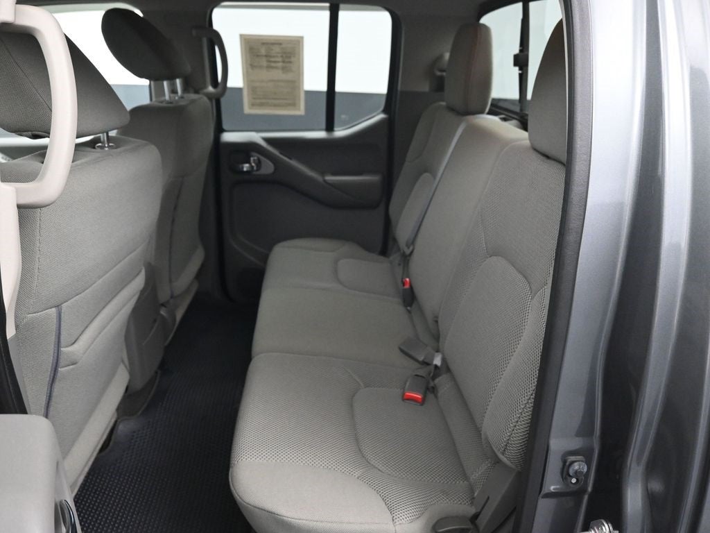 2021 Nissan Frontier SV