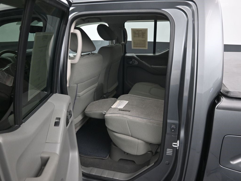 2021 Nissan Frontier SV