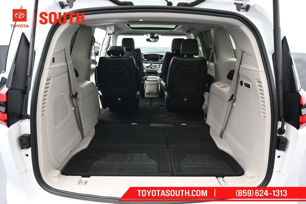 2024 Chrysler Pacifica Limited