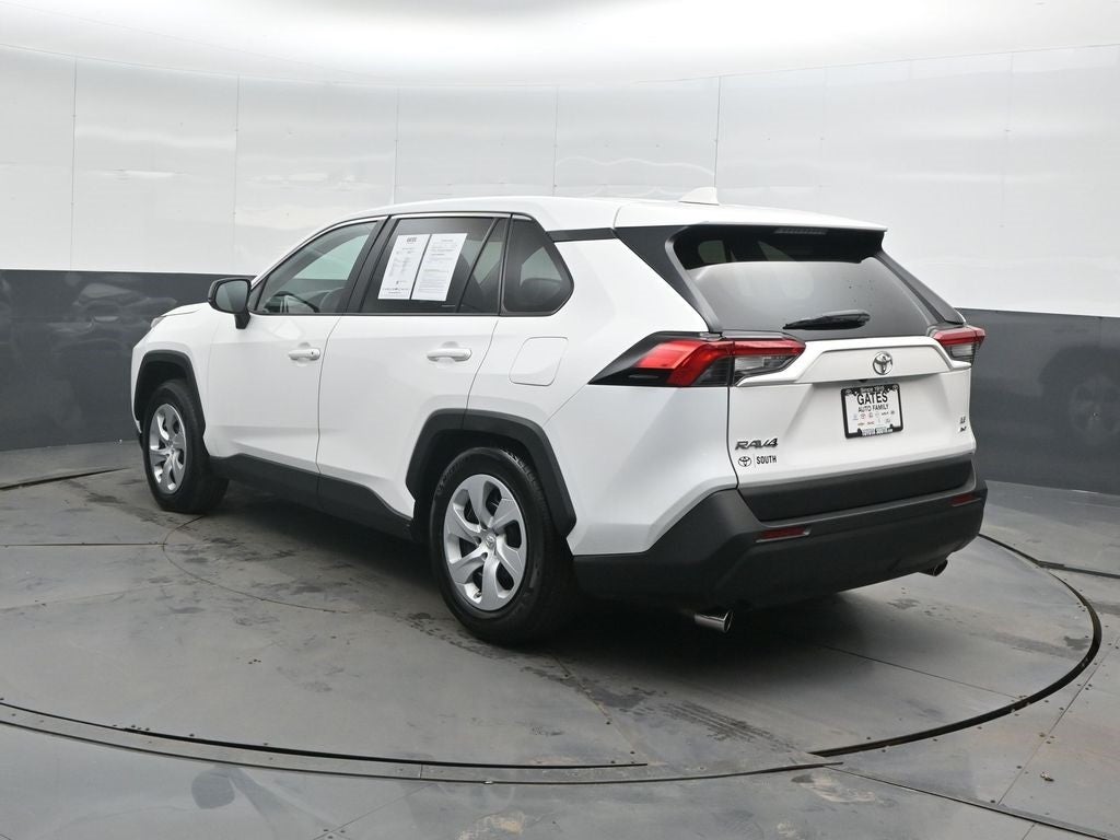 2024 Toyota RAV4 LE