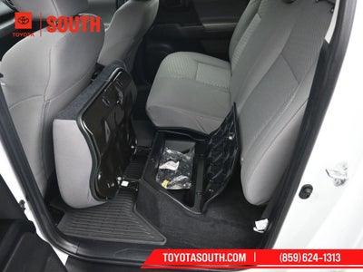 2022 Toyota Tacoma SR5 V6