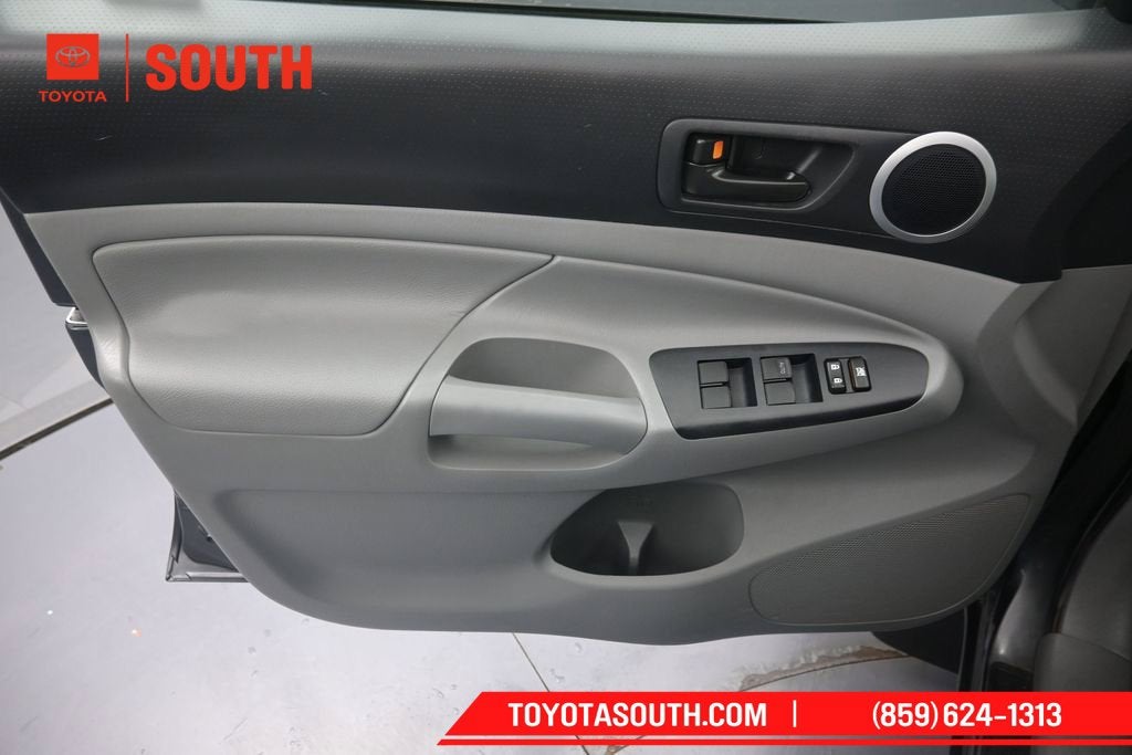 2012 Toyota Tacoma Base V6
