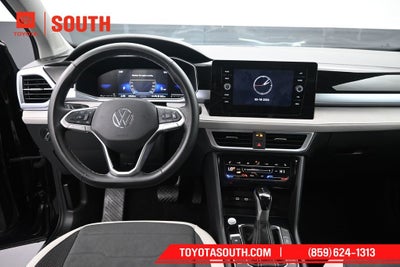 2025 Volkswagen Taos 1.5T SE