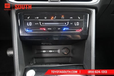 2025 Volkswagen Taos 1.5T SE