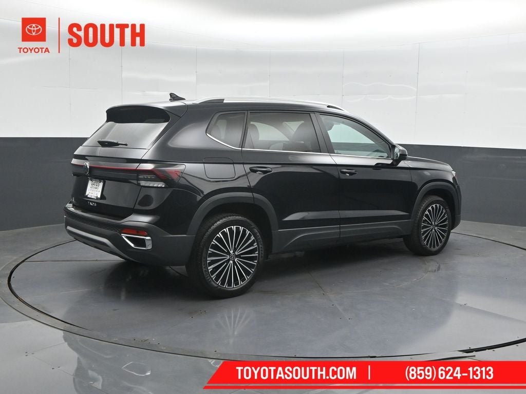 2025 Volkswagen Taos 1.5T SE