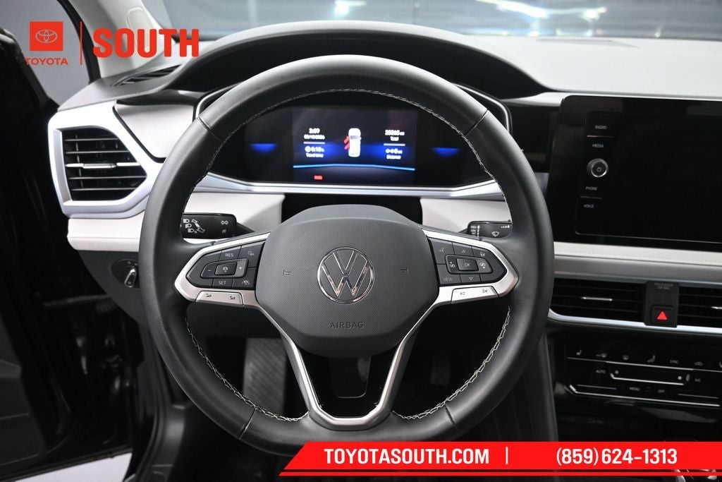 2025 Volkswagen Taos 1.5T SE