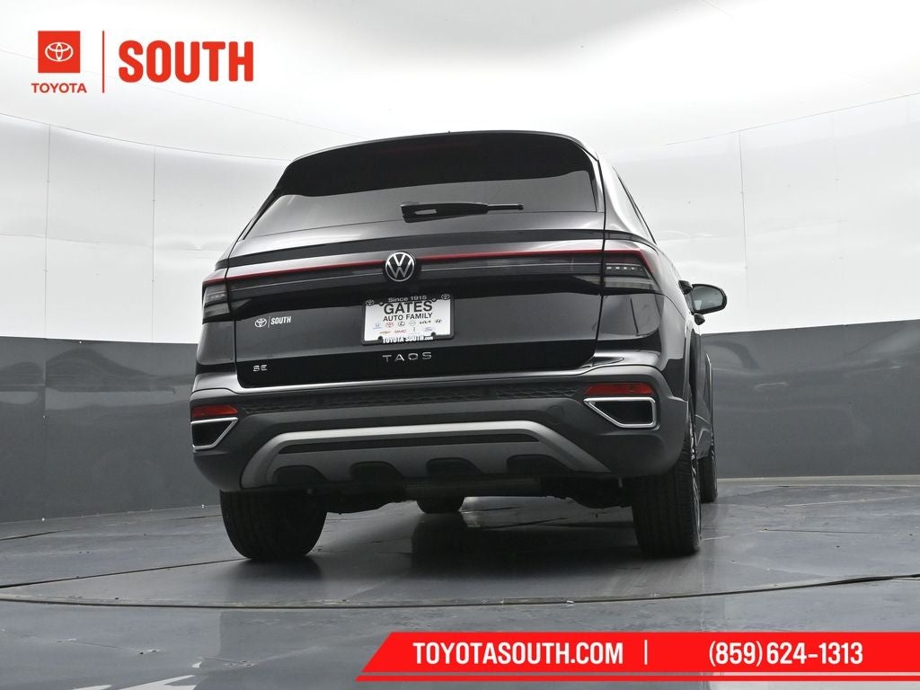 2025 Volkswagen Taos 1.5T SE