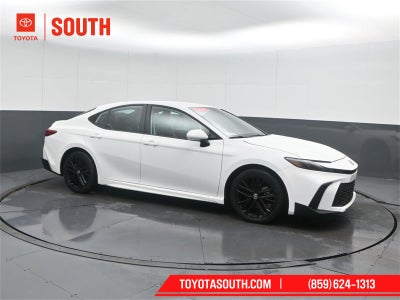 2025 Toyota Camry SE