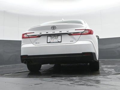 2025 Toyota Camry SE