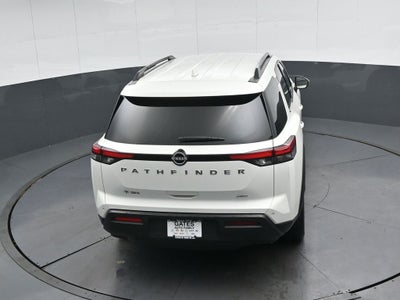 2025 Nissan Pathfinder SV