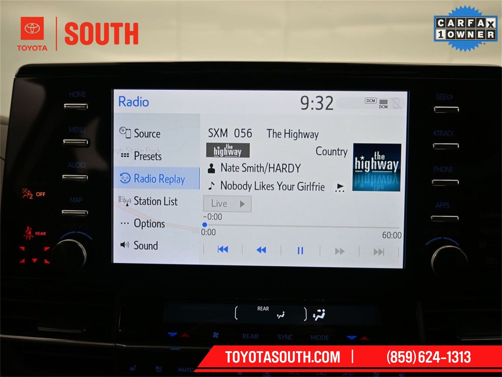 2024 Toyota Sienna Platinum 7 Passenger