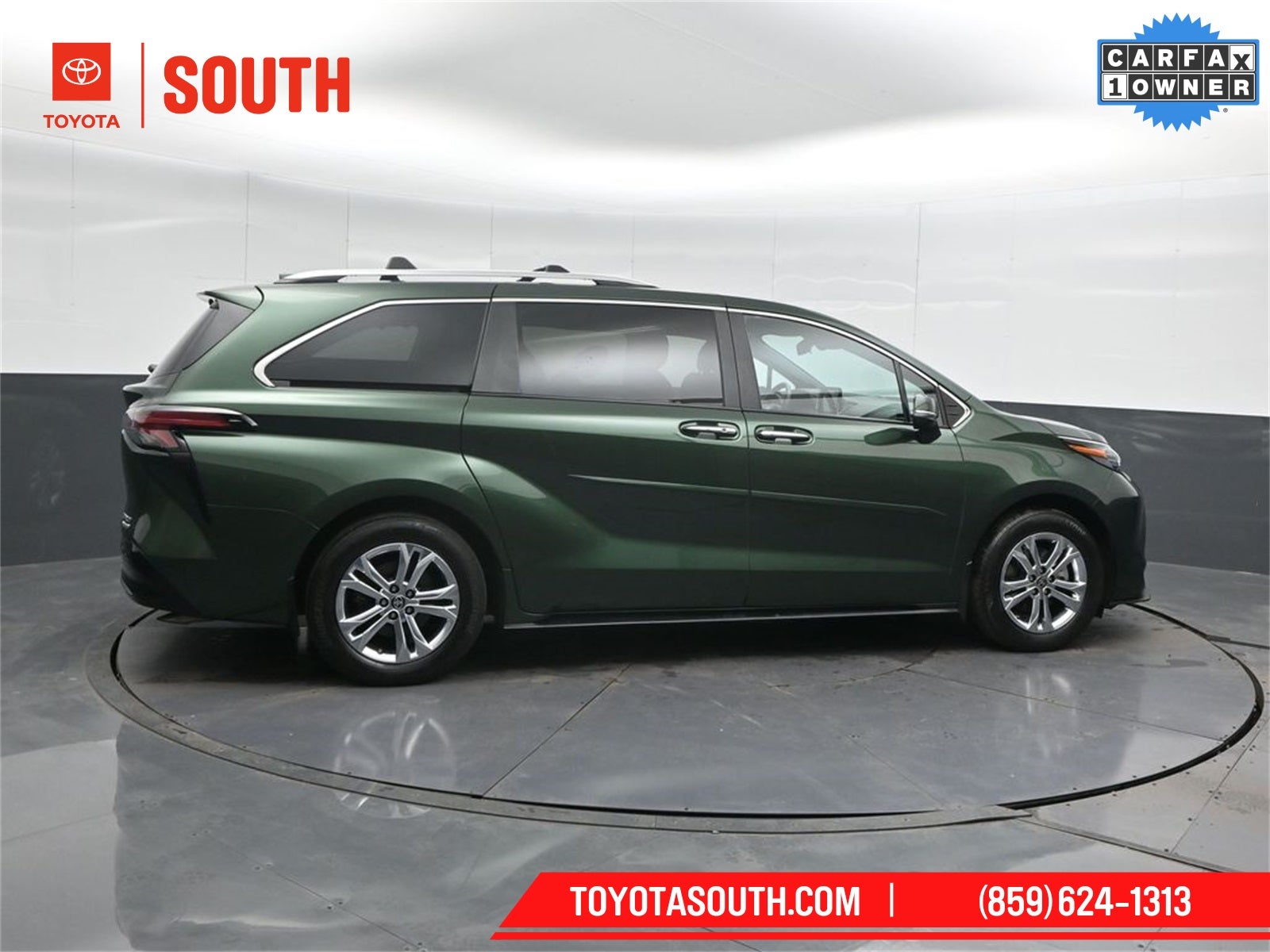 2024 Toyota Sienna Platinum 7 Passenger