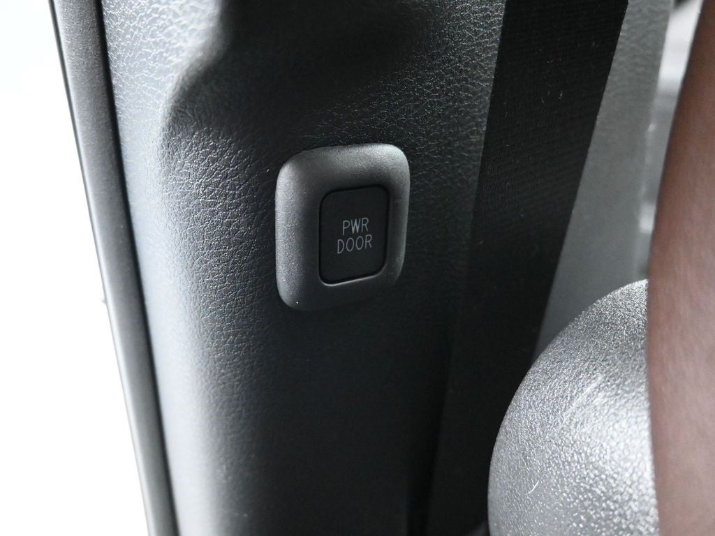 2024 Toyota Sienna Platinum 7 Passenger