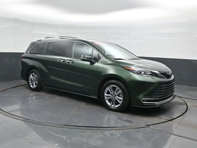 2024 Toyota Sienna Platinum 7 Passenger