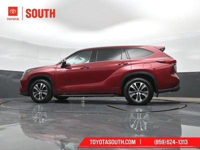 2021 Toyota Highlander Hybrid XLE