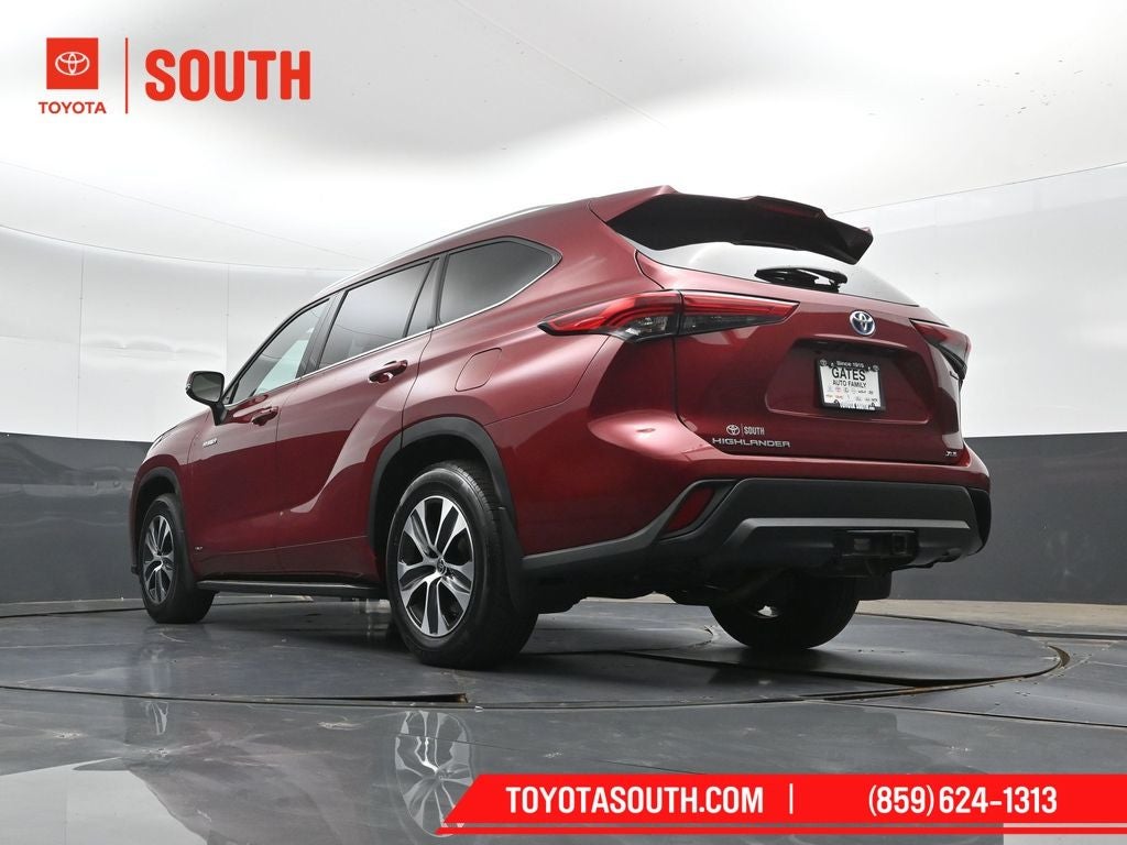 2021 Toyota Highlander Hybrid XLE
