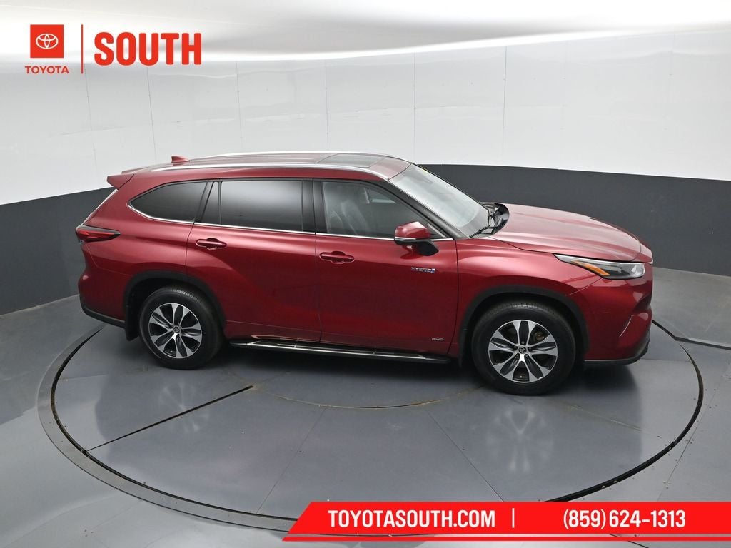 2021 Toyota Highlander Hybrid XLE