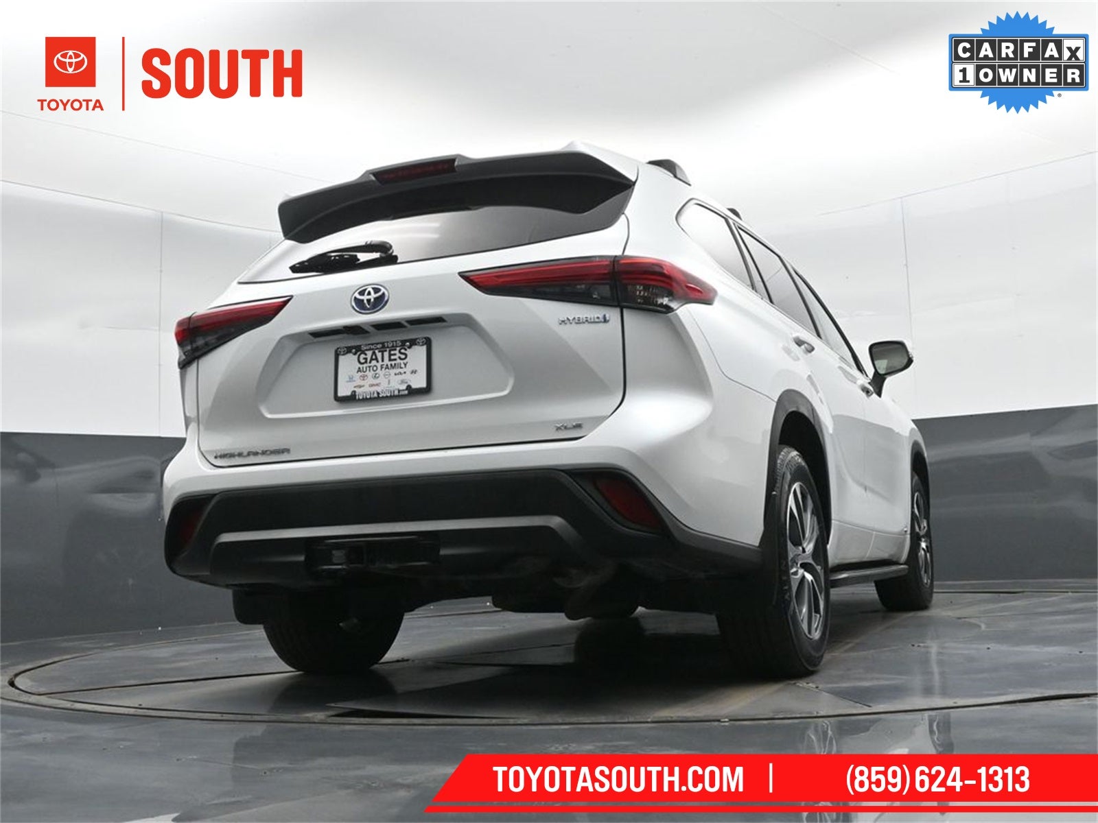 2022 Toyota Highlander Hybrid XLE