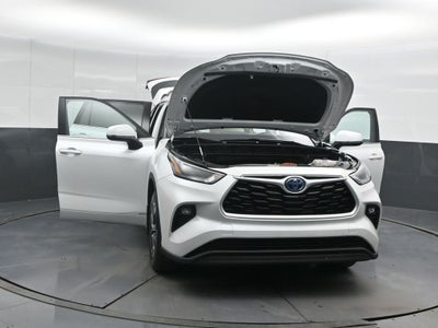 2022 Toyota Highlander Hybrid XLE