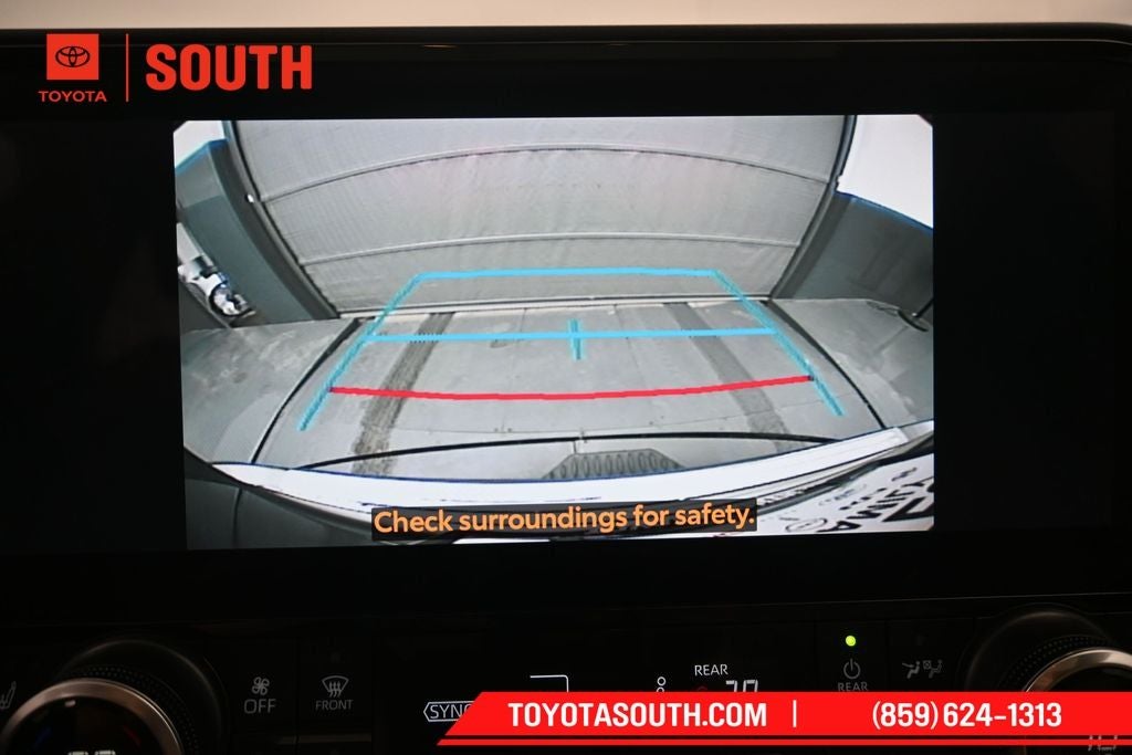 2025 Toyota Highlander Hybrid XLE