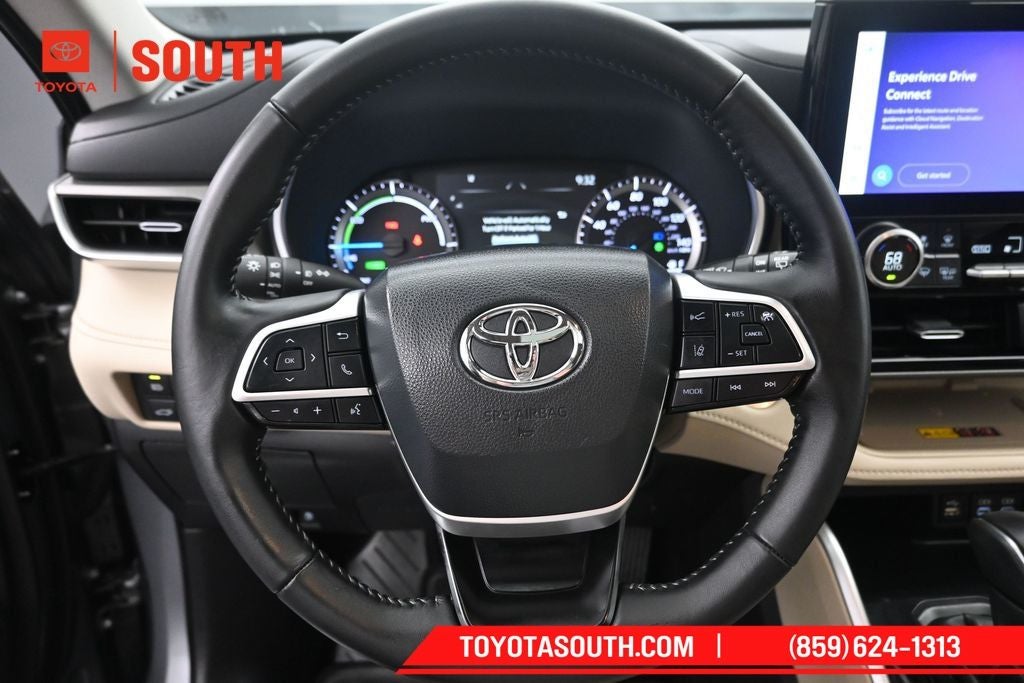 2025 Toyota Highlander Hybrid XLE