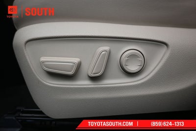 2025 Toyota Highlander Hybrid XLE