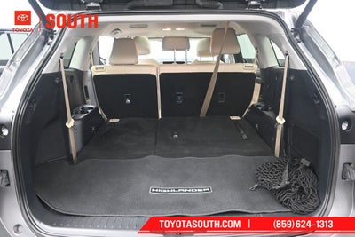 2025 Toyota Highlander Hybrid XLE