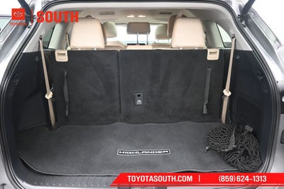 2025 Toyota Highlander Hybrid XLE