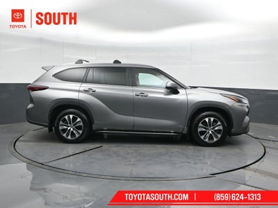 2025 Toyota Highlander Hybrid XLE