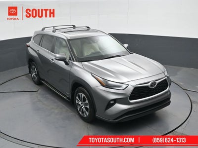 2025 Toyota Highlander Hybrid XLE