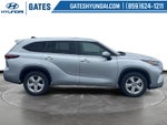2025 Toyota Highlander LE
