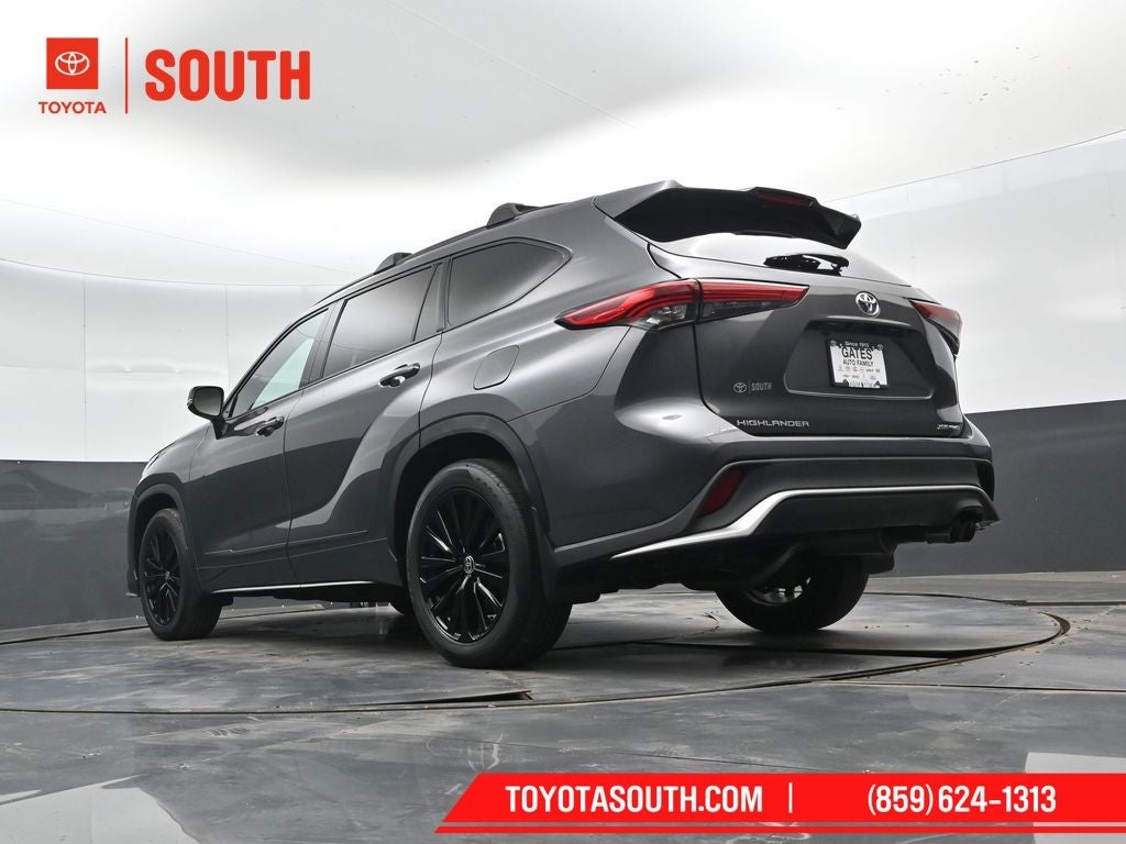 2023 Toyota Highlander XSE