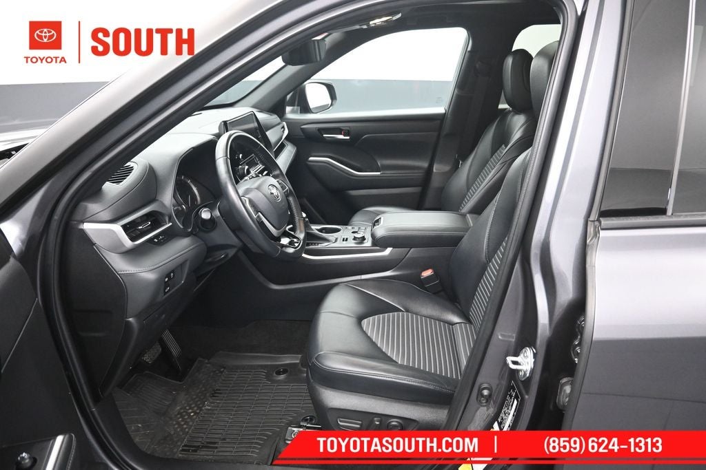 2023 Toyota Highlander XSE