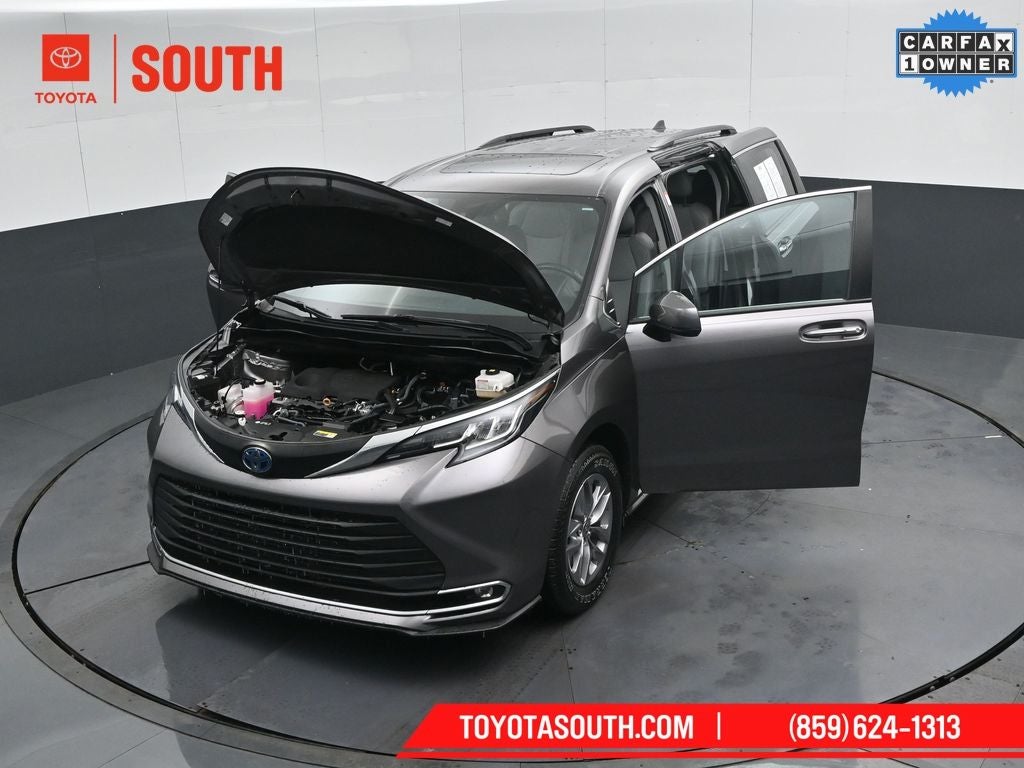 2023 Toyota Sienna XLE 7 Passenger